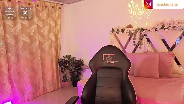 hina tay online show from March 12, 3:12 am