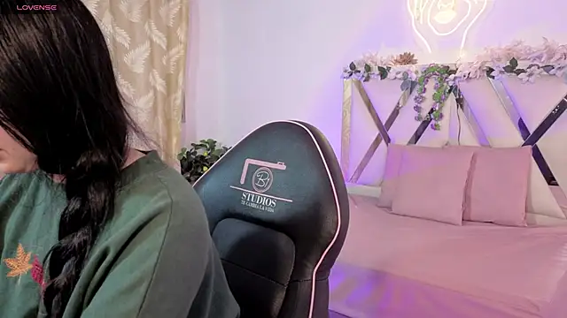 hina tay online show from March 15, 3:24 am