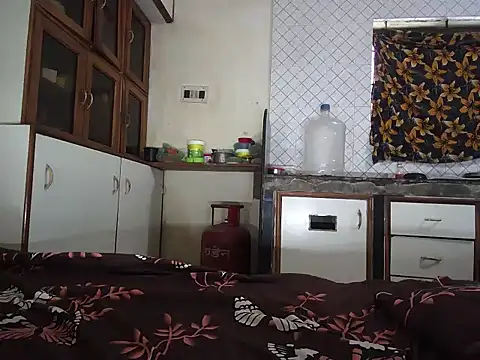 Snapshot of Kinjal_patel01 chatting on September 26, 5:47 am Kinjal patel01 online show from September 26, 5:47 am