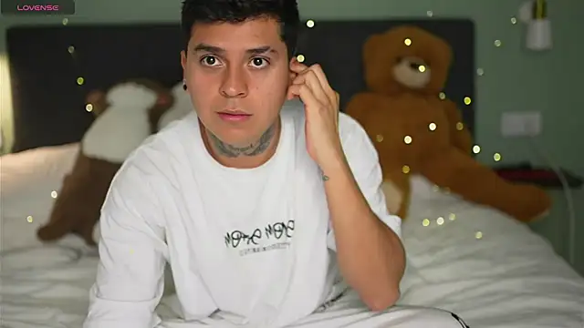 crazyrabbits online show from February 10, 3:53 pm