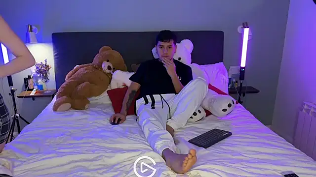 crazyrabbits online show from January 8, 9:55 pm