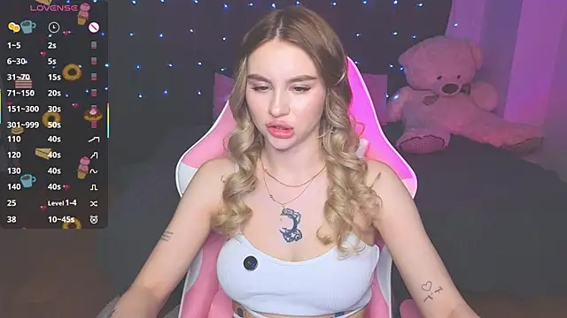 doll barbieee online show from April 21, 2:23 pm