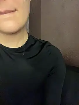 Snapshot of Alisa_Rise chatting on February 13, 2:50 pm Alisa Rise online show from February 13, 2:50 pm