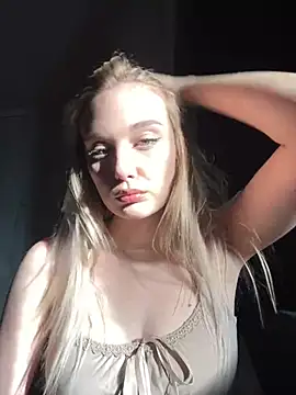 Alisa Rise online show from January 25, 6:45 am