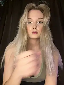 Alisa Rise online show from December 21, 4:03 pm