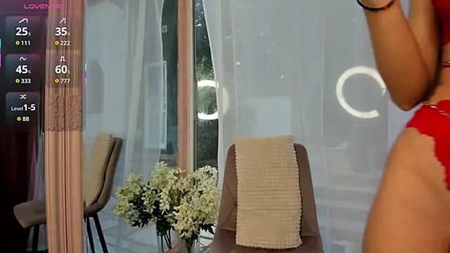 Mia  Milan online show from November 5, 8:06 am