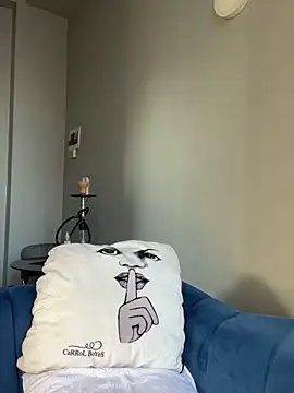 Curveysinaa online show from February 26, 6:02 am