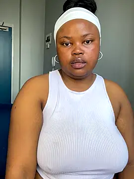 Curveysinaa online show from January 8, 9:04 am