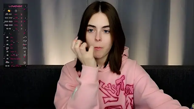 Snapshot of JulianaHaith chatting on January 7, 2:41 pm JulianaHaith online show from January 7, 2:41 pm