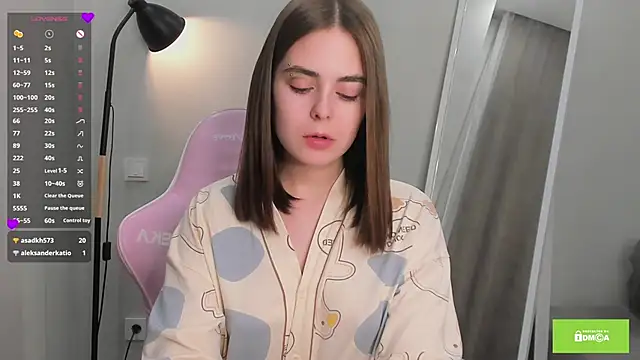 Snapshot of JulianaHaith chatting on February 27, 3:37 pm JulianaHaith online show from February 27, 3:37 pm