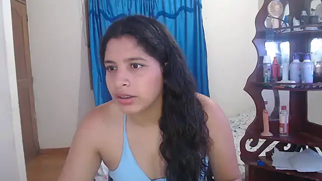 Snapshot of sexyhot20xxx chatting on January 6, 4:49 am sexyhot20xxx online show from January 6, 4:49 am