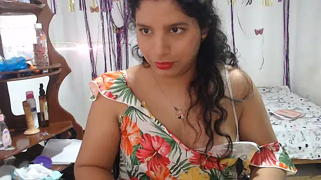 Snapshot of sexyhot20xxx chatting on July 21, 6:48 am sexyhot20xxx online show from July 21, 6:48 am
