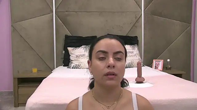 ElyzaIbarra online show from October 9, 4:57 am