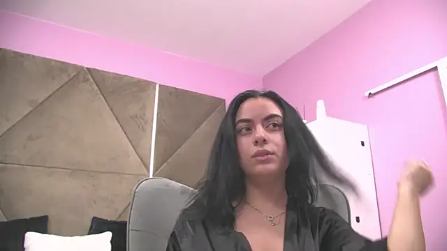 ElyzaIbarra online show from November 12, 5:55 am