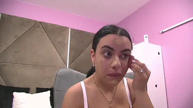 ElyzaIbarra online show from November 14, 5:33 am