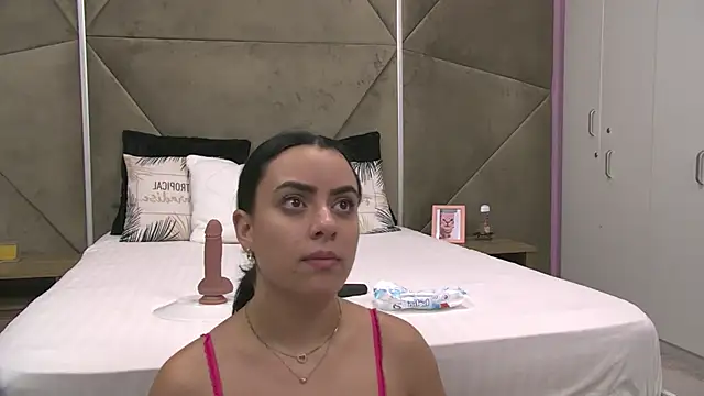 ElyzaIbarra online show from October 7, 5:41 am