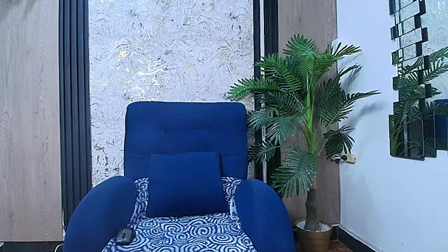 Snapshot of hannaa_jhoonson chatting on February 9, 7:45 pm hannaa jhoonson online show from February 9, 7:45 pm