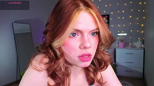 Red  Candy online show from June 6, 8:52 am