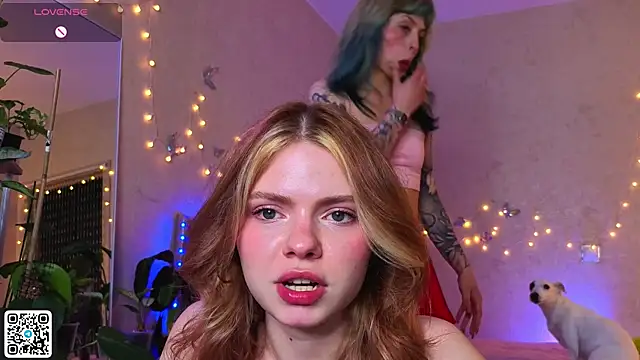 Red  Candy online show from July 7, 7:17 pm