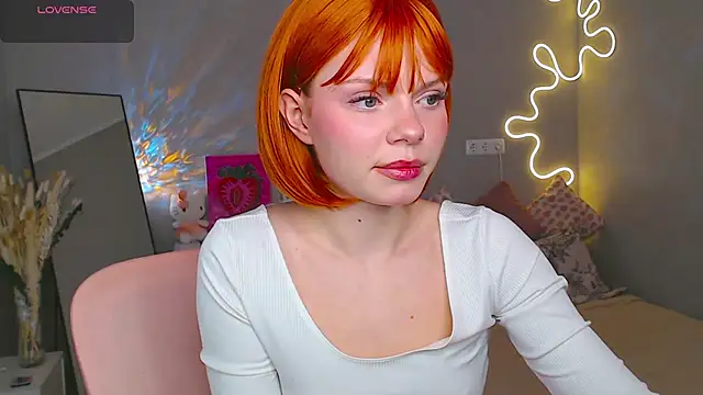 Red  Candy online show from February 25, 4:46 pm