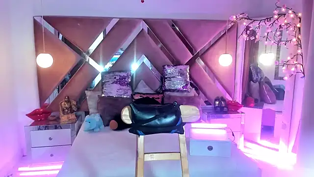 Snapshot of georgie_latin99 chatting on November 1, 2:11 pm georgie latin99 online show from November 1, 2:11 pm