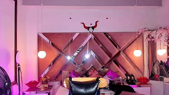 Snapshot of georgie_latin99 chatting on November 27, 3:12 pm georgie latin99 online show from November 27, 3:12 pm