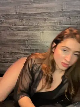 Snapshot of kamel-ayesha chatting on February 14, 8:59 pm kamel-ayesha online show from February 14, 8:59 pm