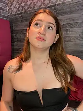 Snapshot of kamel-ayesha chatting on February 18, 4:36 pm kamel-ayesha online show from February 18, 4:36 pm