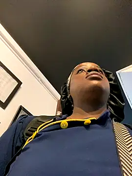 BrianaBrownn online show from October 6, 11:44 am