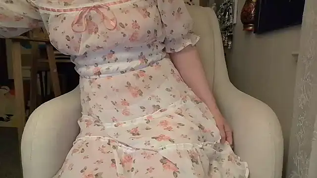 naughtyonbicycle online show from April 6, 12:06 am