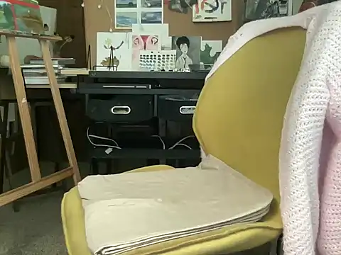 naughtyonbicycle online show from November 14, 2:21 pm