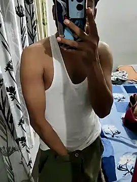 Snapshot of William390 chatting on February 8, 4:46 pm William390 online show from February 8, 4:46 pm