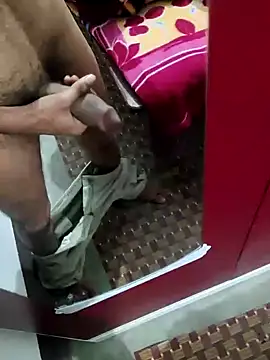 Snapshot of William390 chatting on January 18, 11:43 am William390 online show from January 18, 11:43 am