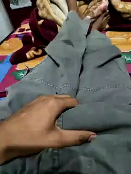 Snapshot of William390 chatting on January 13, 4:08 pm William390 online show from January 13, 4:08 pm