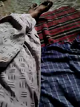 Snapshot of William390 chatting on December 9, 2:13 am William390 online show from December 9, 2:13 am