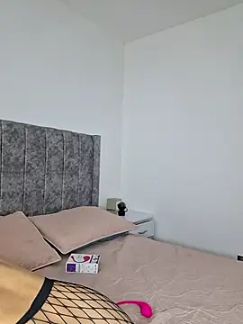 Snapshot of Sara_P10 chatting on March 13, 2:49 am Sara P10 online show from March 13, 2:49 am