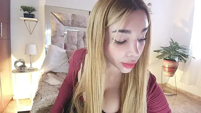 Snapshot of mariana_cruzz chatting on September 9, 9:02 pm mariana cruzz online show from September 9, 9:02 pm