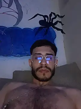 Snapshot of Elvergalarga66622 chatting on May 19, 9:00 pm Elvergalarga66622 online show from May 19, 9:00 pm