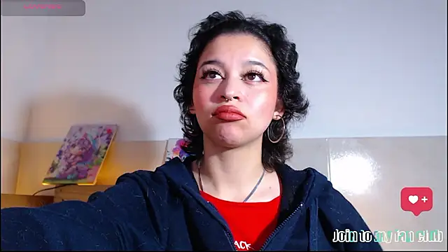 Bitsy Messy online show from January 18, 3:10 am