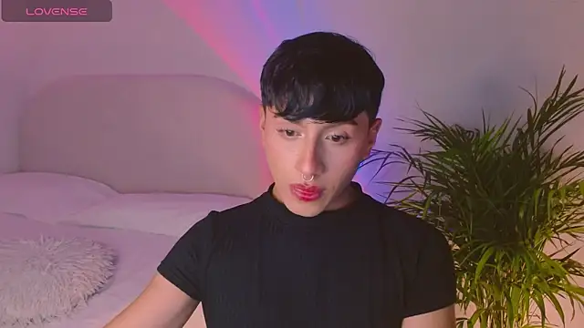 Snapshot of dilan_sp chatting on March 12, 12:20 am dilan sp online show from March 12, 12:20 am