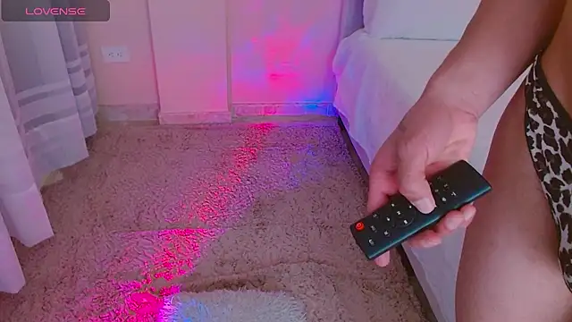 Snapshot of dilan_sp chatting on September 14, 9:48 pm dilan sp online show from September 14, 9:48 pm