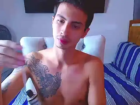 Velk hot online show from April 18, 1:57 pm