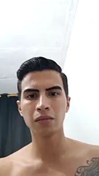 Snapshot of Velk_hot chatting on December 15, 12:51 am Velk hot online show from December 15, 12:51 am