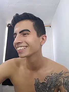 Snapshot of Velk_hot chatting on December 2, 9:12 pm Velk hot online show from December 2, 9:12 pm
