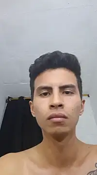 Snapshot of Velk_hot chatting on December 4, 3:42 am Velk hot online show from December 4, 3:42 am