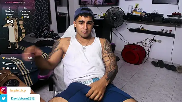 Snapshot of cJuan111 chatting on September 14, 10:10 pm cJuan111 online show from September 14, 10:10 pm