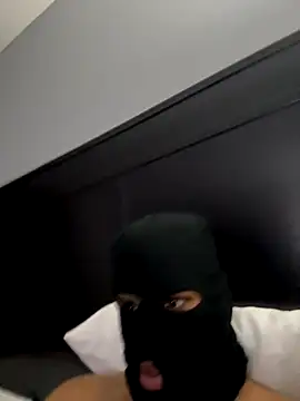 longdickup online show from November 29, 6:35 am