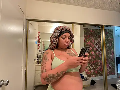 GoddessNih online show from April 14, 10:26 pm