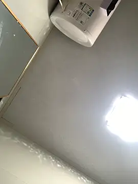 Aimeil online show from November 11, 3:07 pm