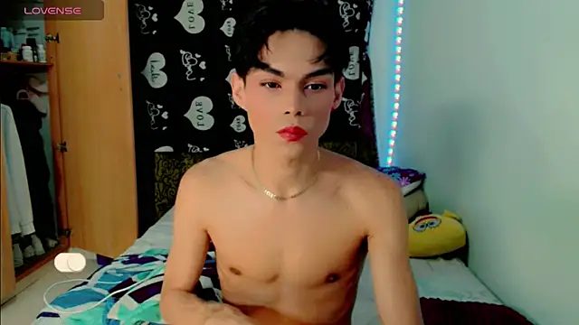 femboykeene online show from March 15, 7:09 am